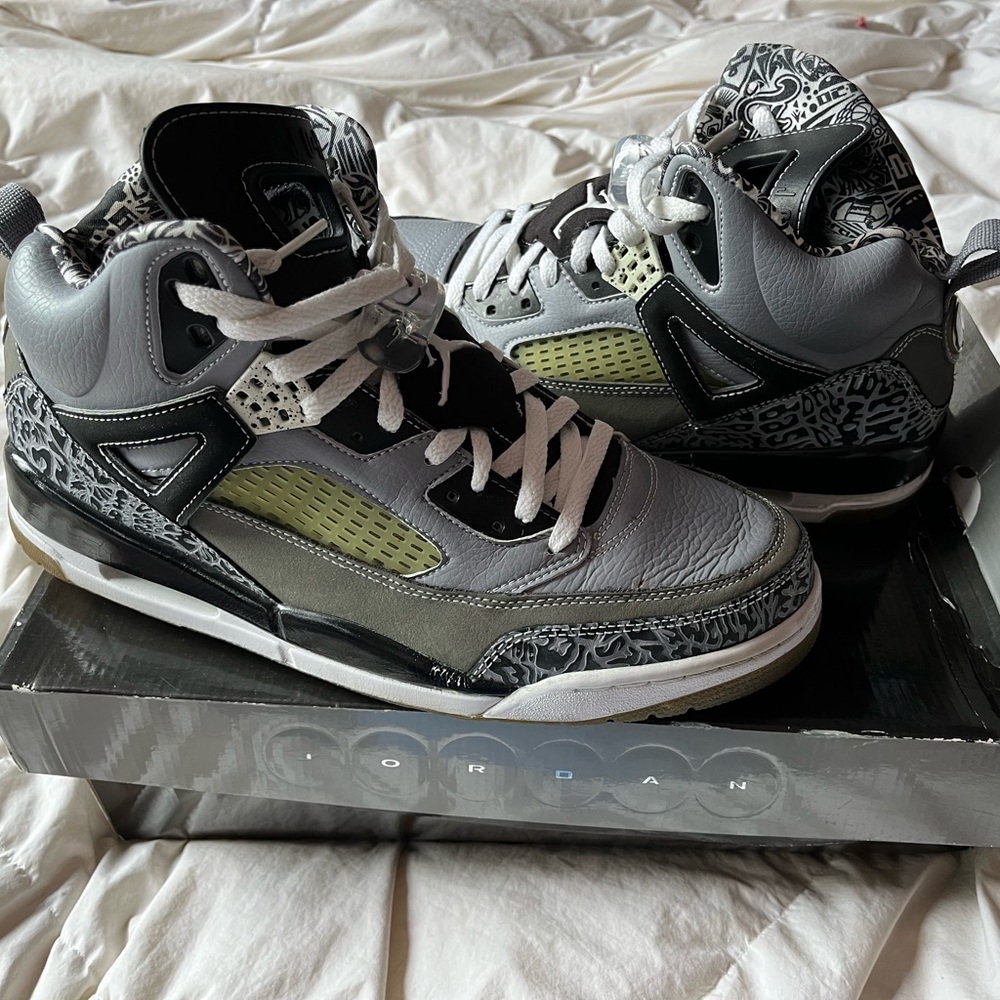 Jordan Spiz’ike cool grey